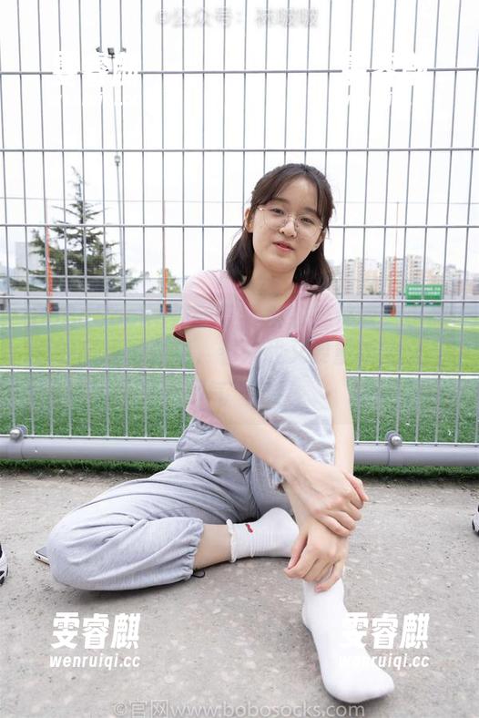 BoBoSocks袜啵啵 - 皮衣连体衣：小甜豆的高清写真集，看来我又要重新定义‘帅气’了！