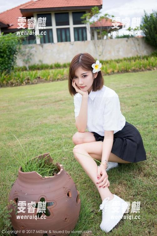 MiStar魅妍社 - 究竟有多美？FoxYini孟狐狸定制泳衣作品，让人怀疑人生的泳池现身说法！