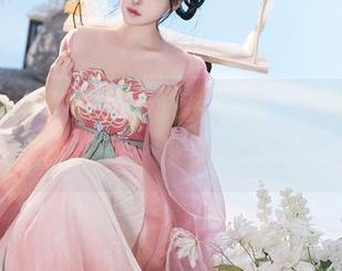Natsuko夏夏子的泳装风暴：碧蓝航线资源大丰收，准备好了吗？