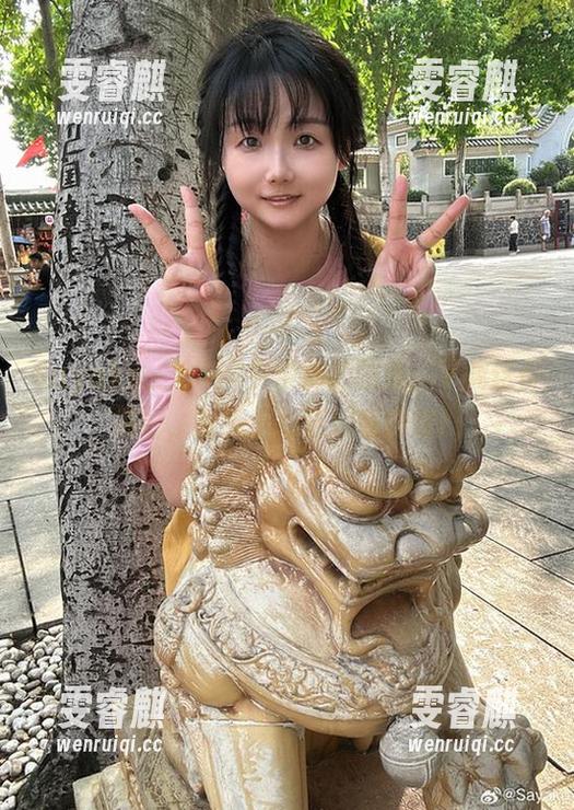 Sayako＿今年4岁学妹的图集：下载这份美好，附赠小心脏爆表特效！
