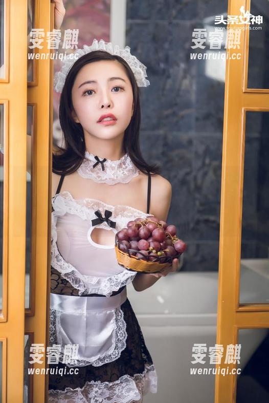 TouTiao头条女神-周熙妍 TouTiao头条女神 - 高清壁纸专属!周熙妍灰丝瞬间,仿佛把整个世界都卷进来了?