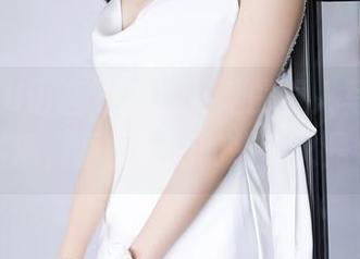 XIAOYU语画界 - 徐莉芝的双人写真，定制感满满，画面背后的故事又是什么？