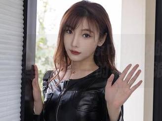 Xiuren秀人网 - 小薯条nienie的棉袜时光：无圣光作品下的娇羞与浪漫