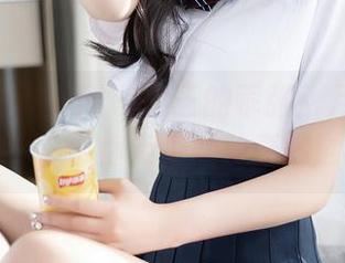 Xiuren秀人网 - 女王的乖张：月音瞳全集写真，带你走进她的奇妙世界！