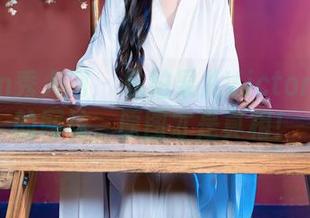 Xiuren秀人网 - 私拍果儿Victoria与她的网袜，原图才是真相！