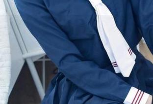 Xiuren秀人网 - 看王馨瑶Yanni在浴缸里玩水：这套写真简直就是夏天的清凉广告！