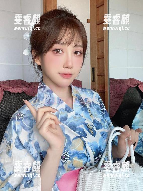 aqua水淼的福利无下限！NIKKE毒蛇作品让你心跳加速！