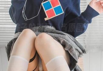 izumi泉桃子的瞬间：当原图遇到裤里丝，竟如此撩人