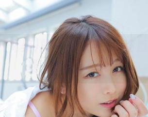 いくみ(育美)的天台图册，一场视觉的风暴，准备好了吗？