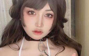 全新上线！一笑芳香沁的写真集——小红帽的微笑，无意间偷偷告诉你几分甜蜜。