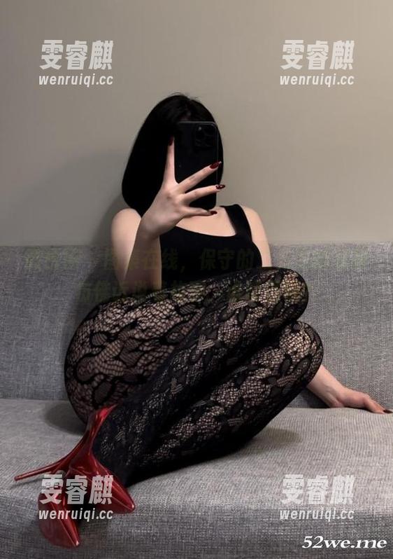 保守的二舅妈 微密圈 - 图集在线,保守的二舅妈的和服仿佛诉说着故事,谁能懂呢?