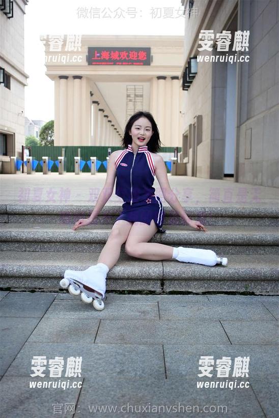 初夏女神 - 双双空姐美图分享，简直是无意间提升了我的审美标准！
