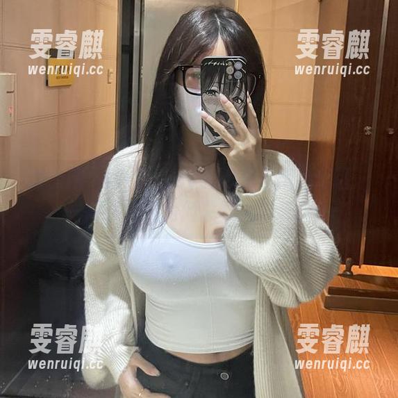 微密圈 - 可馨juicy的比基尼精选套图——唉，夏天为何总让人心痒痒？