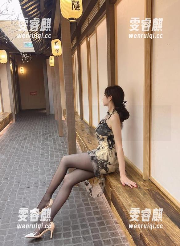 周妍希 微密圈 - 周妍希的黑丝系列,来一波美图合集,抓紧心脏!