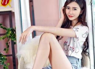 嗲囡囡 - 高清视界中的肉丝，林煊煊的写真集让人心动