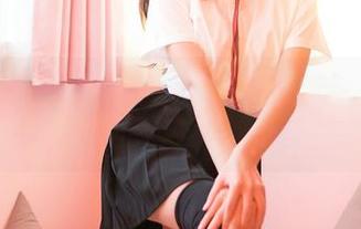 嗲囡囡 - 最新写真大揭秘：程慧娴Phoebe是如何让可爱变得如此致命的？