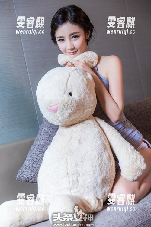 头条女神-苏子淇 头条女神 - 美图翻滚着来的苏子淇高清日常,真该给我一个道歉!