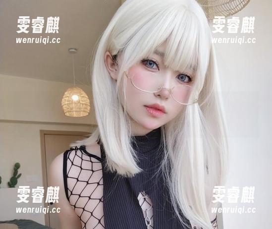 女主K的黑猫写真集：当性感与喵喵结合，你能抵挡得住吗？