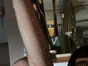 微密圈 - 女刺客的网袜美图，惊喜多多，记得免费领取一份哦！