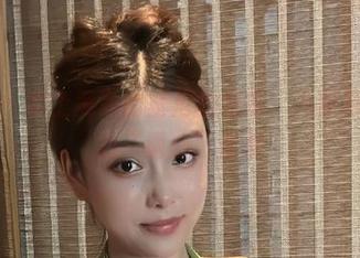 微密圈 - 穿上黑色比基尼的奶雯，为你奉上夏日的“诱惑”合集