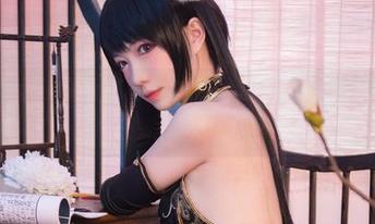 妖少you1图集大揭秘：美脚的魅力居然能让男孩们失语！