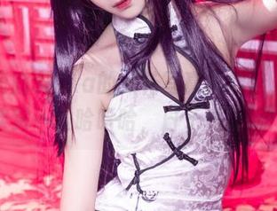 在小鹿鹿shika的六花写真里翻滚，一边欣赏一边哈哈哈，日子真美好！