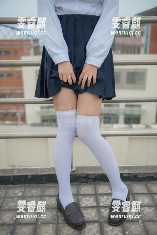 少女秩序-小满 少女秩序 - 白裙的光影中,小满全套图片让人不禁想多看几眼。
