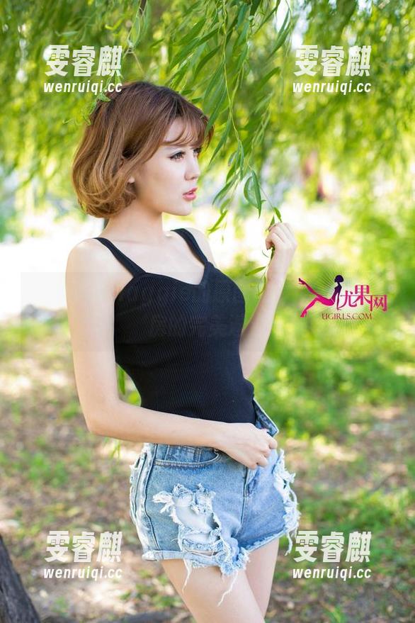 尤果网 - Maggie的原图故事：短裤与私房的完美邂逅