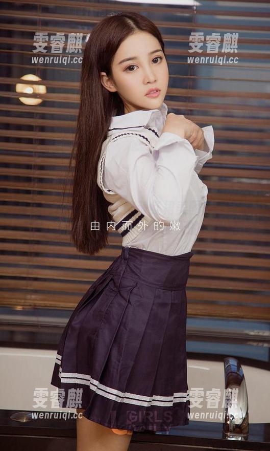 尤果网爱尤物-王静静 尤果网爱尤物 - 王静静红裙美图秀:全套原图,让我不小心想起了夏天的草坪和风。