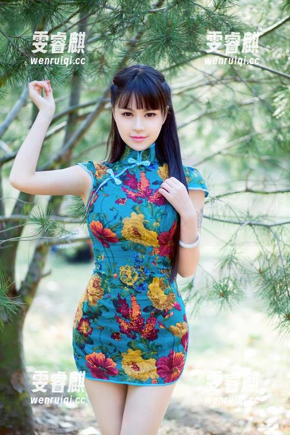 推女郎 - 林清儿的吊带控，美图和图包俱全，走过路过别错过！