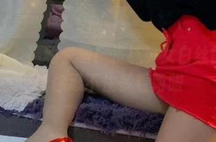 微密圈 - 福利来啦！提袜少女白丝图片，让你忍不住多看两眼
