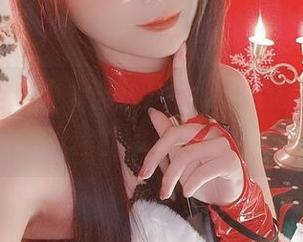 下载前必看！晓美妈的乱室佳人cos，挑战你的审美底线！
