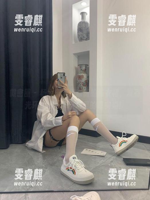 微密圈 - 杨大乐乐很靠谱的连衣裙，没有光环加持——图包里的真实她！