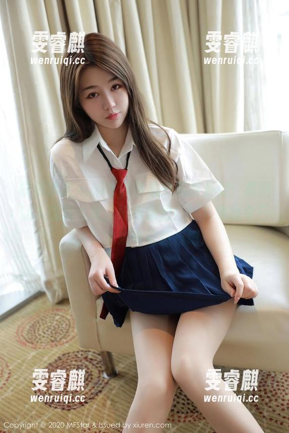 模范学院-SiByl李思宁 模范学院 - SiByl李思宁黑白系列:原图让人想说‘哇,好有意思!’下载指令已发,快来奇幻旅行吧!