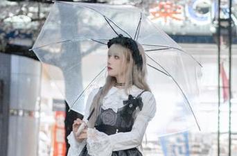 “流一_喵喵喵喵喵喵”的“明日方舟”来了，快来领免费原图，感受那一瞬间的与众不同！