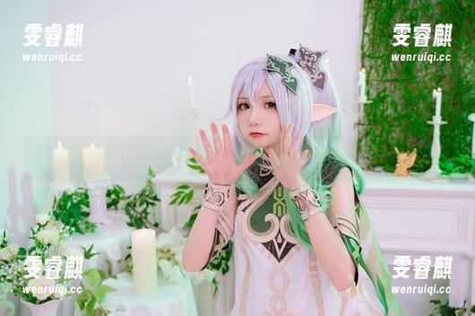 在爆机少女喵小吉的天台：无圣光，见证她的作品魅力