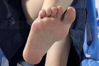 原图与精选的对白：白栎Shirly的少女瞬间，喔，那种感觉！