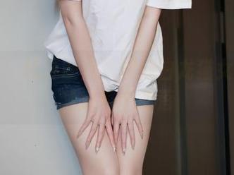 微密圈 - 精选图库：跟随白龙猫女的女孩梦游每个角落