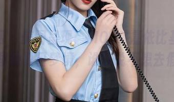 秀人网 - 美图呈现：MOON嘉依比基尼，光影里的夏日梦境，谁敢说不想去假期？