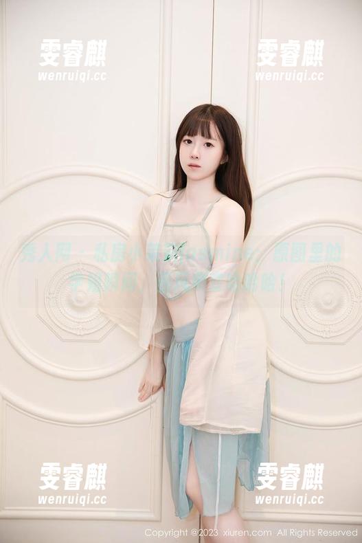 秀人网-小茉莉jasmine 秀人网 - 私房小茉莉jasmine:原图里的学姐瞬间,画风突变哈哈哈!