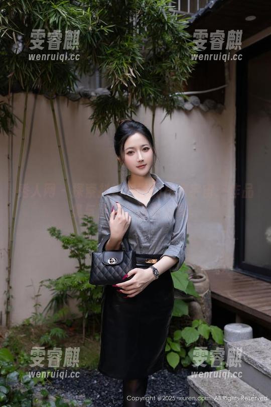 秀人网 - 探索抖娘利世的居家宇宙：作品集与资源，慢慢品味。