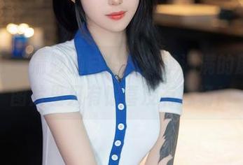 秀人网 - 清妙的自拍：分享满满的颜值，图片里只有惊喜没有冷场！