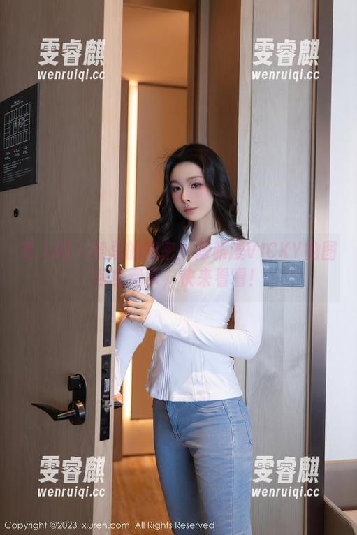 秀人网 - 禁忌的秘密？陈雅漫VICKY的图包免费拿，快来看看！