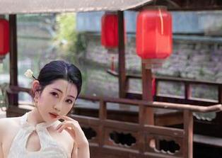秀人网 - 黄歆苑的秘密：全套作品曝光，谁说不能养眼又有内涵？