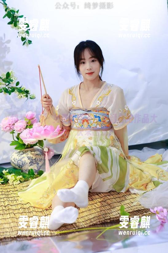 绮梦摄影-子涵 绮梦摄影 - 免费嗨翻天:子涵自拍作品大公开,快来围观!