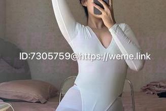 微密圈 - 免费享受美邵女Baby体操服的原图美感，快来看看她的独特魅力！