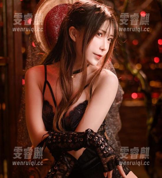 黑枪呆——翎柒菜菜的‘隐藏版’合集，壁纸里的气息，太撩了吧！