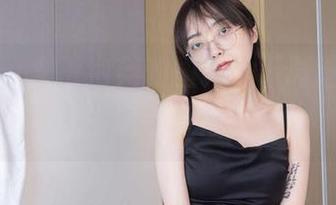 袜啵啵 - 女王泡芙的图集，下载这份甜蜜，让生活都变得香甜！