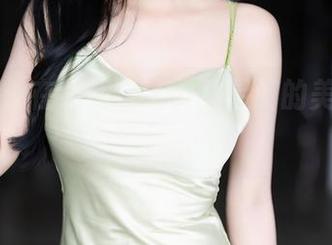 语画界 - 在线找乐子，林星阑的美脚高清到手指发痒！