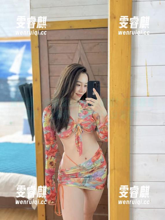 微密圈 - 你没见过的铁锤姐姐！定制教室图集，让你悄悄记下每一分美好！